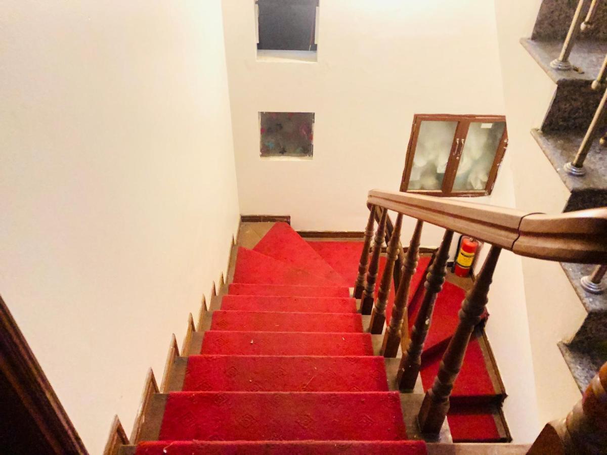 OYO 1119 Sac Mau Motel Hanoi Bagian luar foto